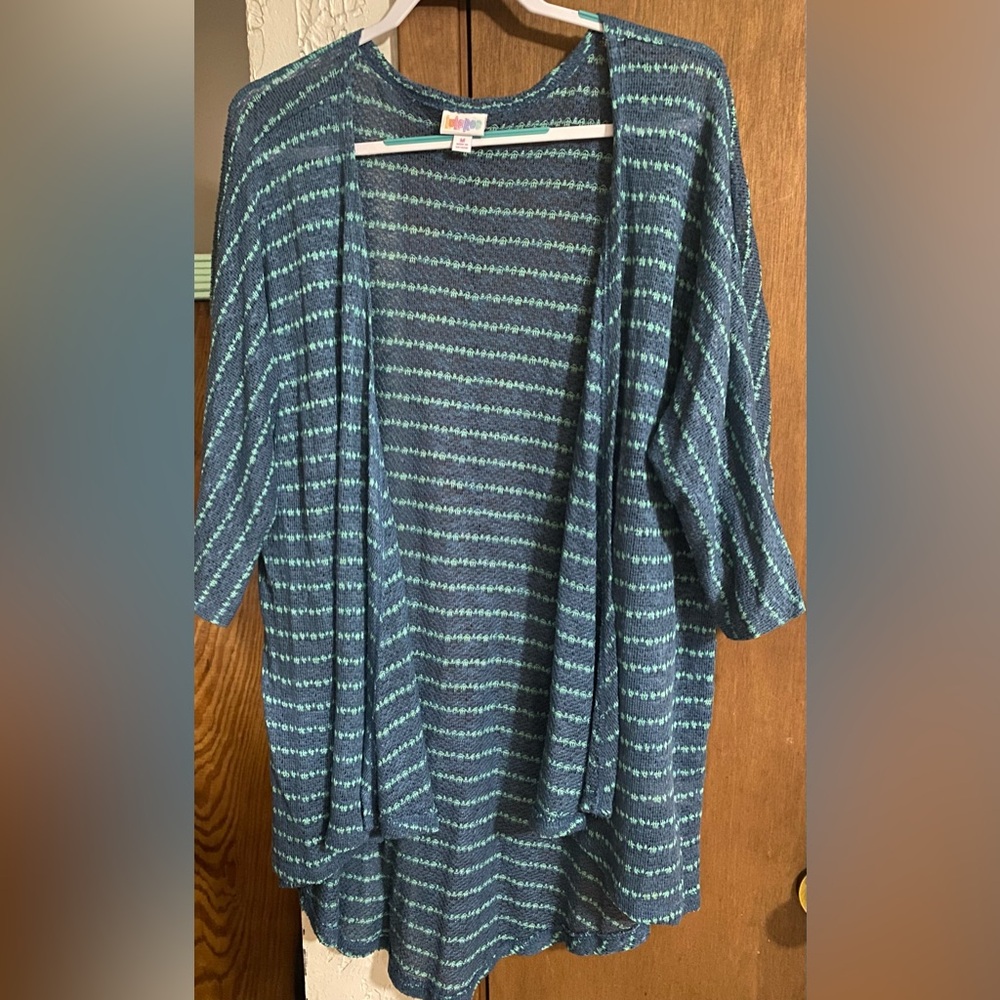 LuLaRoe 25” PTP Sz: M Dark Teal/Light Teal Striped Waterfall Kimono